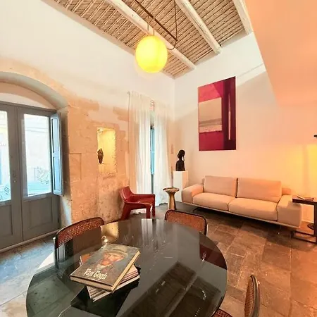 Code24 Vakantiehuis Noto